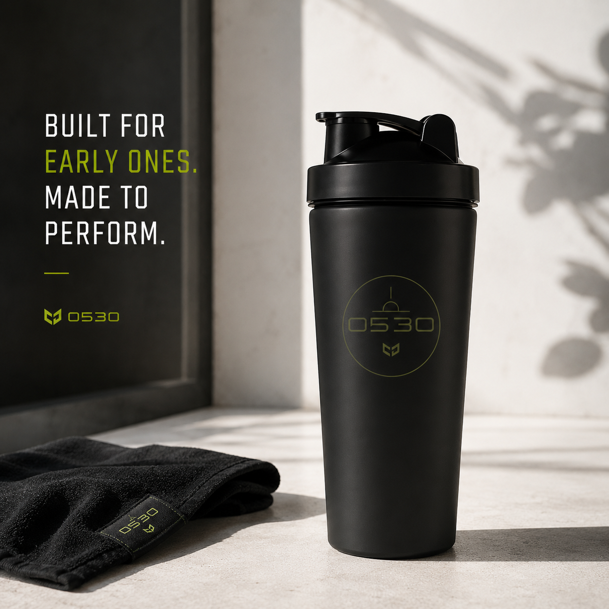 0530 Shaker 750ml — detail en mixing ball